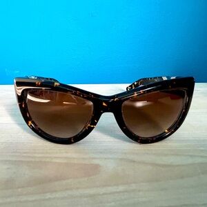 Valentino 5743/S Tortoiseshell Cat-Eye Sunglasses w/ Original Box & Wipe